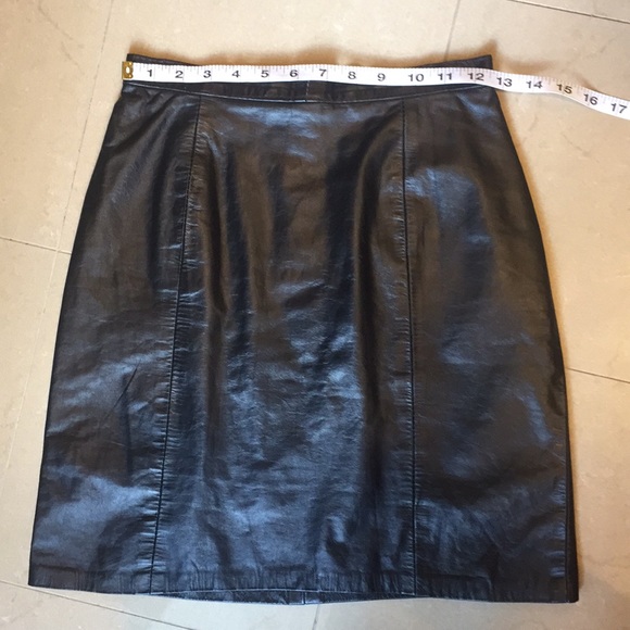 Vintage Holiday Party by Phoenix leather skirt - Picture 1 of 4